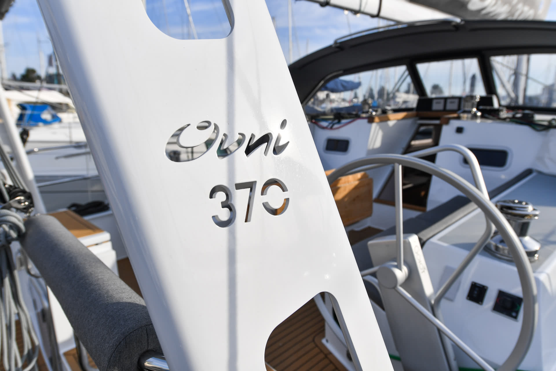 Ovni 370 12
