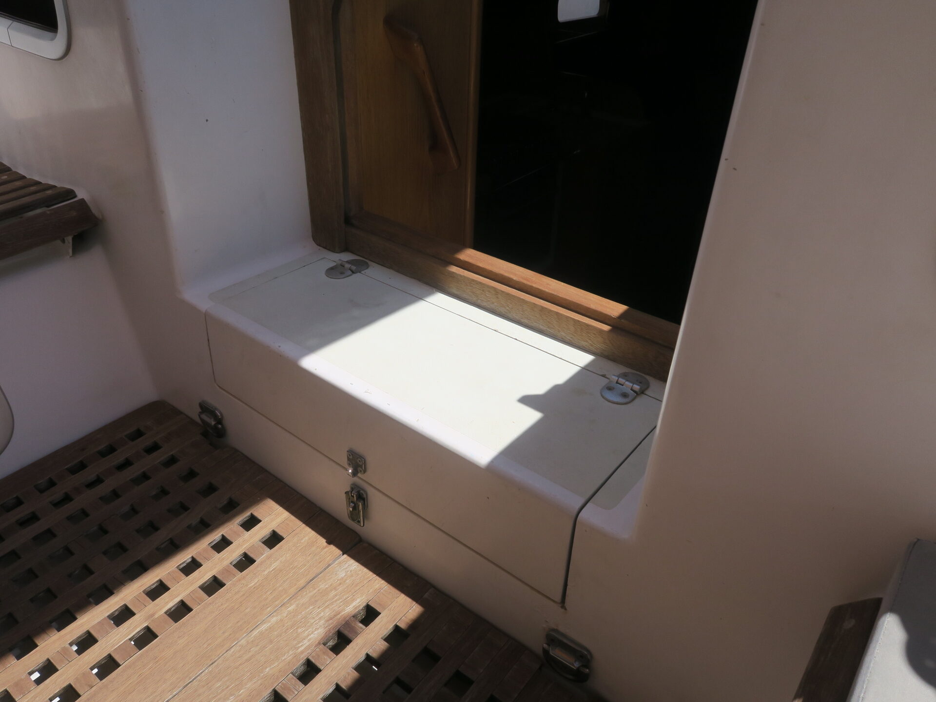 Ovni 395 12